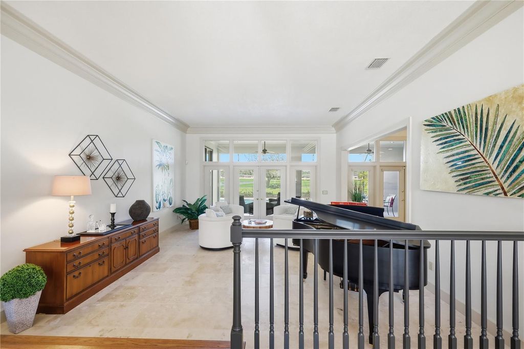 Image 4 of property listing at 8513 BAY HILL BOULEVARD, Orlando, FL 32819