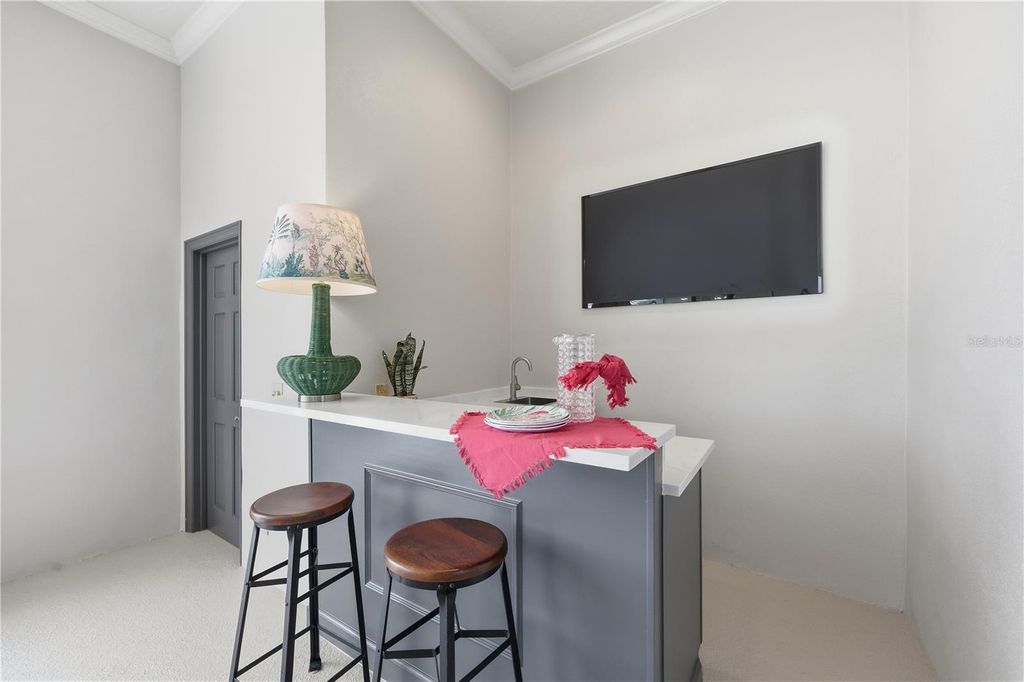 Image 56 of property listing at 8513 BAY HILL BOULEVARD, Orlando, FL 32819