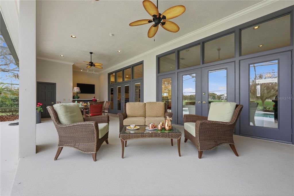 Image 59 of property listing at 8513 BAY HILL BOULEVARD, Orlando, FL 32819