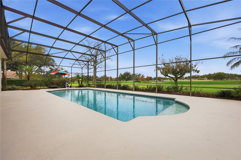 Image 63 of property listing at 8513 BAY HILL BOULEVARD, Orlando, FL 32819