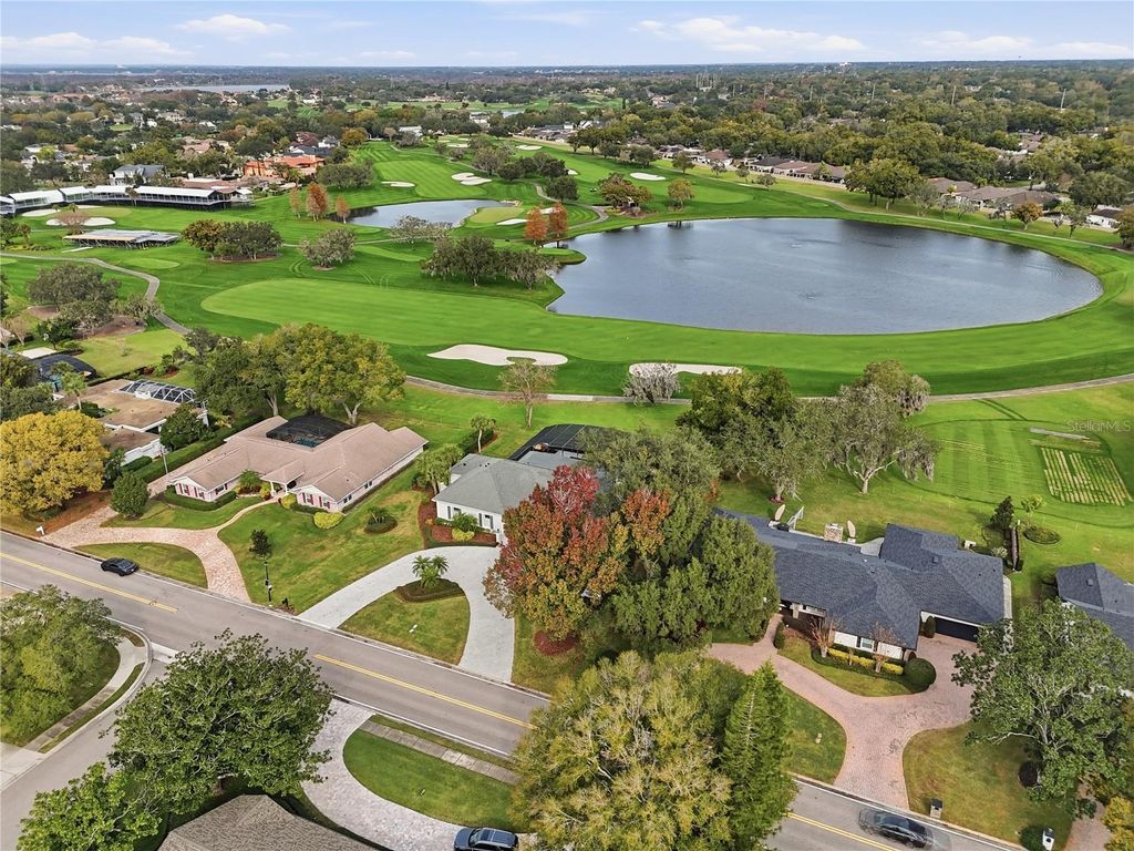 Image 75 of property listing at 8513 BAY HILL BOULEVARD, Orlando, FL 32819