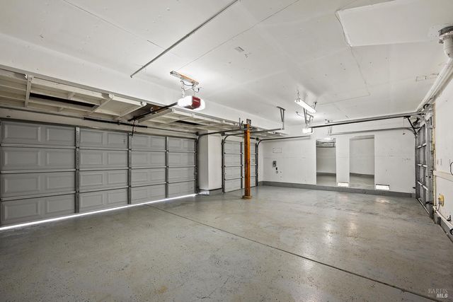 1504 Maria Pl, Rohnert Park, CA 94928