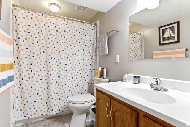 1843 W 350 N, West Point, UT 84015