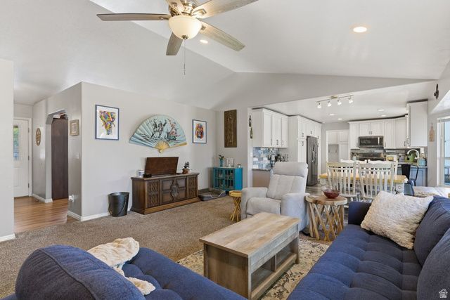 1843 W 350 N, West Point, UT 84015