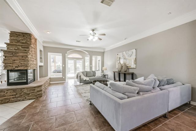 12202 Fall River Pass Lane, Humble, TX 77346