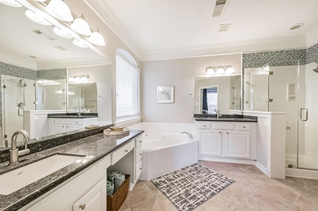 12202 Fall River Pass Lane, Humble, TX 77346