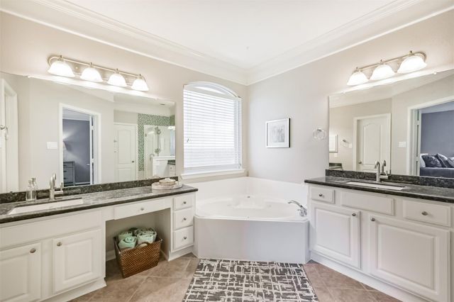 12202 Fall River Pass Lane, Humble, TX 77346