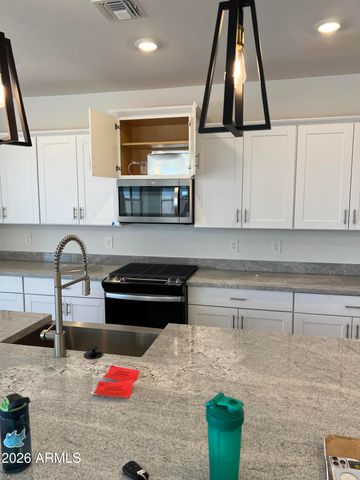 4955 W KARL Street, San Tan Valley, AZ 85144