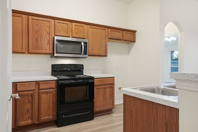 1630 Sky High Circle, Dallas, TX 75253