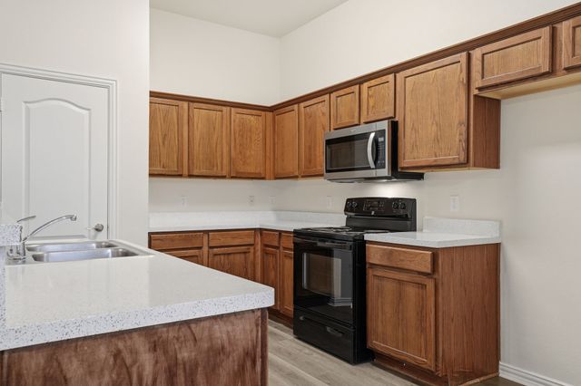 1630 Sky High Circle, Dallas, TX 75253