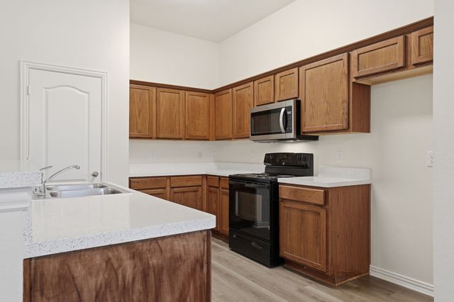 1630 Sky High Circle, Dallas, TX 75253