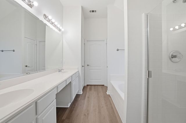 1630 Sky High Circle, Dallas, TX 75253