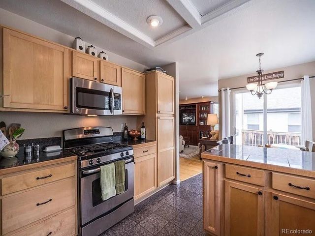 7053 Leopard Dr, Littleton, CO 80124