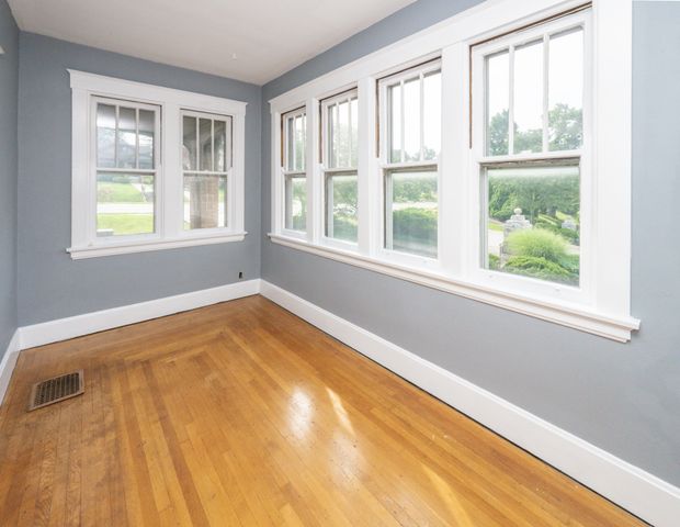 31 S Grand Avenue, Fort Thomas, KY 41075