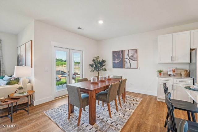 252 Chimney View Loop, Blountville, TN 37617