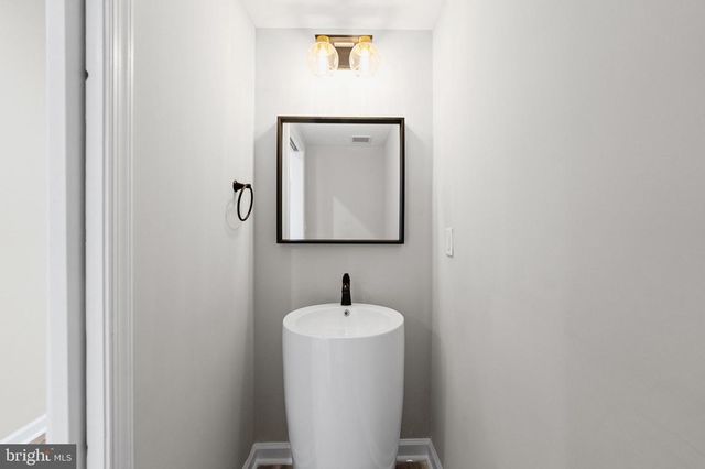 2231 PRENTISS PL, Baltimore, MD 21205