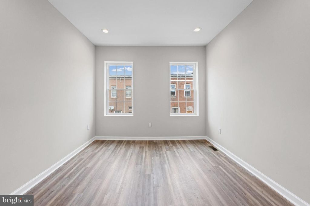 Image 12 of property listing at 2231 PRENTISS PL, Baltimore, MD 21205