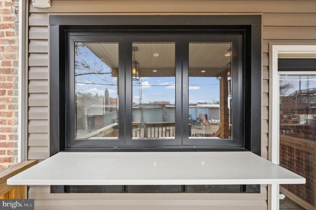 Image 31 of property listing at 2231 PRENTISS PL, Baltimore, MD 21205