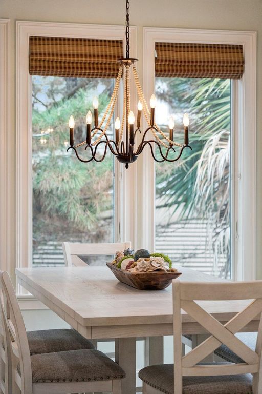 Image 19 of property listing at 5 E Beachwood, Isle Of Palms, SC 29451