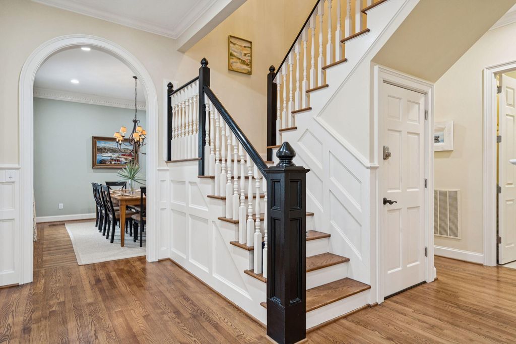 Image 25 of property listing at 5 E Beachwood, Isle Of Palms, SC 29451