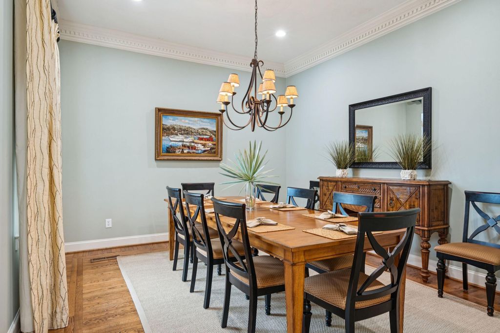 Image 27 of property listing at 5 E Beachwood, Isle Of Palms, SC 29451