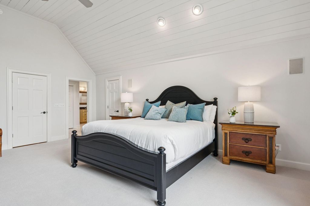 Image 41 of property listing at 5 E Beachwood, Isle Of Palms, SC 29451