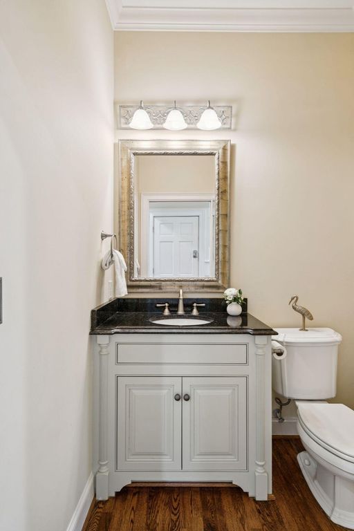 Image 50 of property listing at 5 E Beachwood, Isle Of Palms, SC 29451