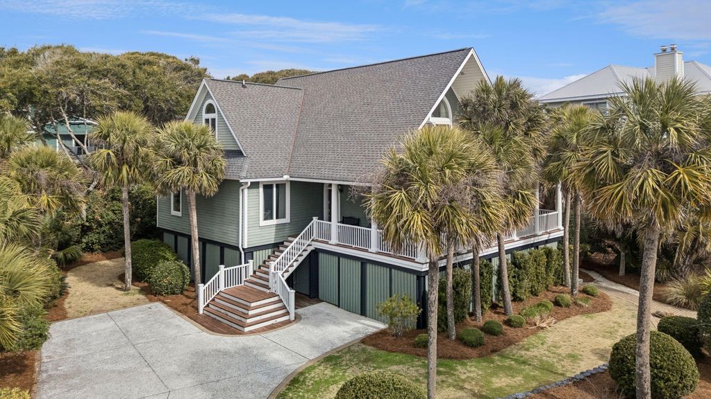 Image 54 of property listing at 5 E Beachwood, Isle Of Palms, SC 29451