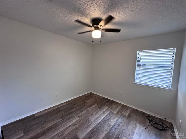 7002 Lanier Dr 2, Pensacola, FL 32504