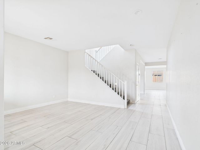 6917 W SHUMWAY FARM Road, Laveen, AZ 85339