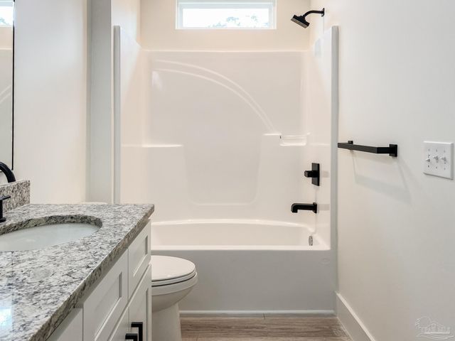 440 Hancock Ln B, Pensacola, FL 32503