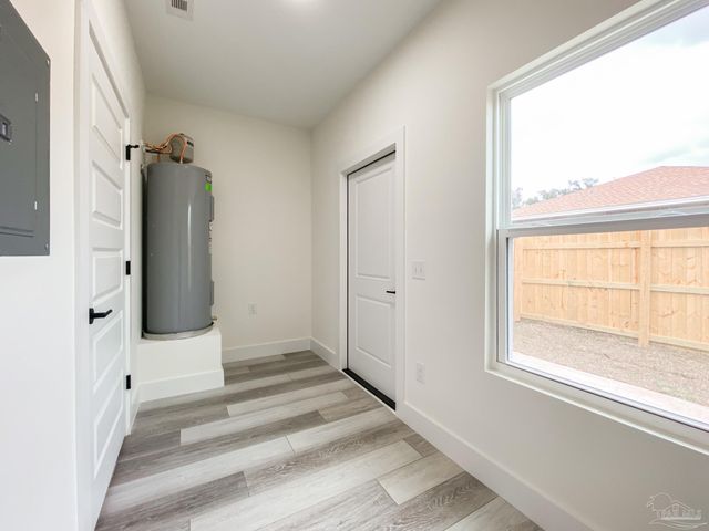 440 Hancock Ln B, Pensacola, FL 32503