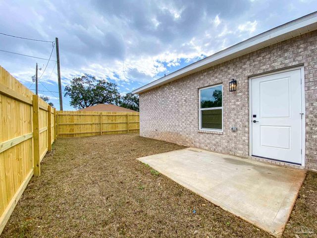 440 Hancock Ln B, Pensacola, FL 32503