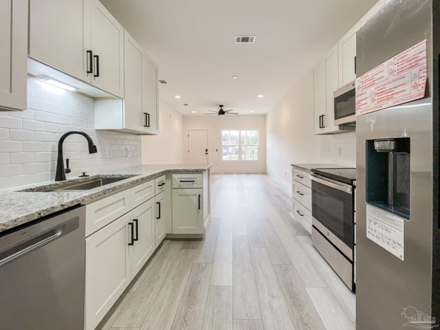 440 Hancock Ln B, Pensacola, FL 32503