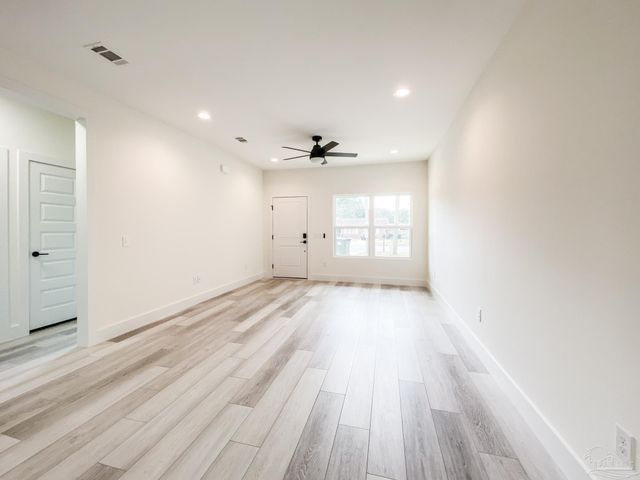 440 Hancock Ln B, Pensacola, FL 32503