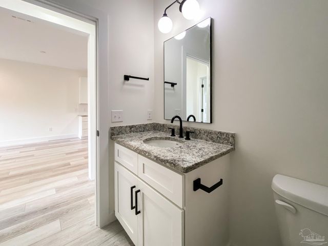 440 Hancock Ln B, Pensacola, FL 32503