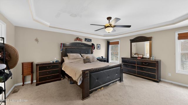 10520 Providence Dr, Louisville, KY 40291