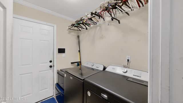 10520 Providence Dr, Louisville, KY 40291