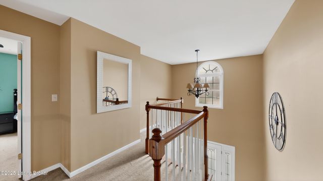 10520 Providence Dr, Louisville, KY 40291