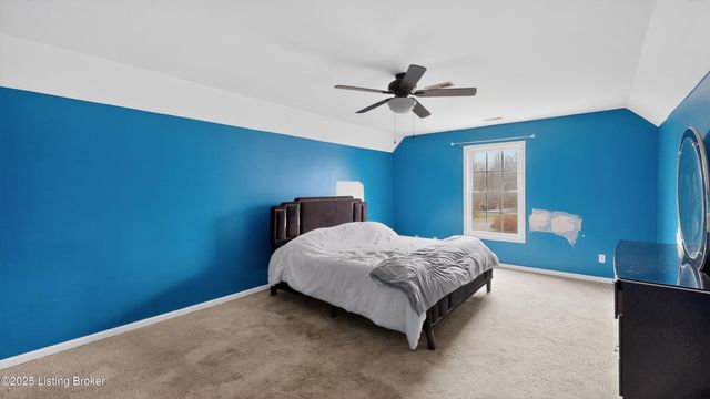 10520 Providence Dr, Louisville, KY 40291