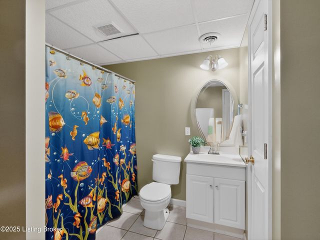 10520 Providence Dr, Louisville, KY 40291