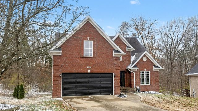 10520 Providence Dr, Louisville, KY 40291