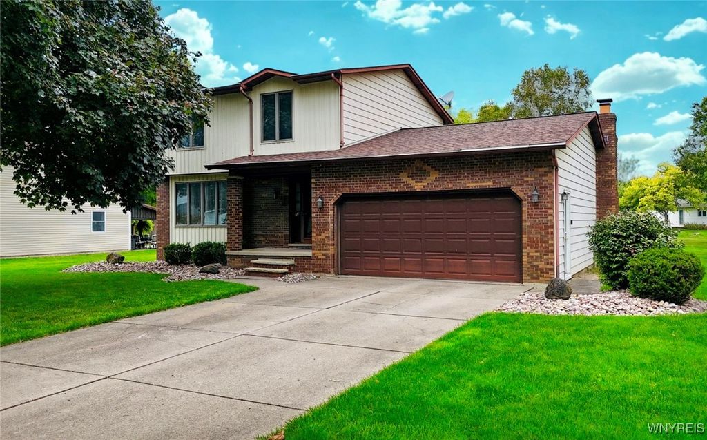 73 Birkshire Drive, Grand Island, NY 14072