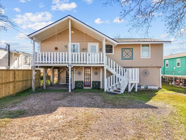 711 10th Street, Dickinson, TX 77539