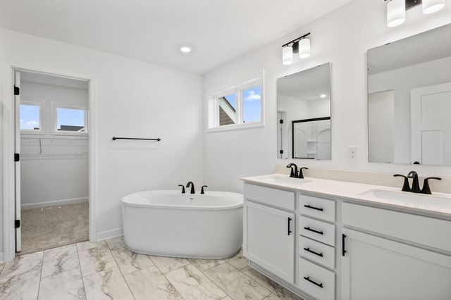 1081 Achilles Drive, Rosemount, MN 55068