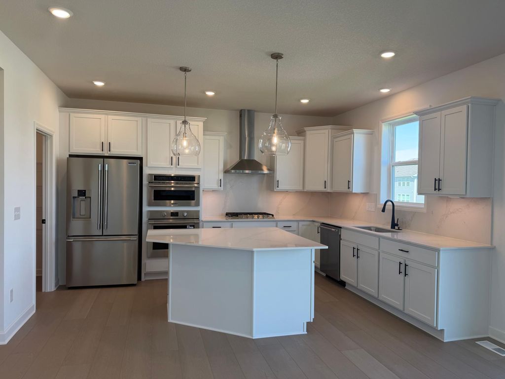 1081 Achilles Drive, Rosemount, MN 55068 — photo 2