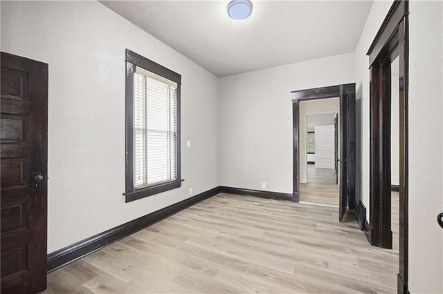3848 E 9th Terrace, Kansas City, MO 64127