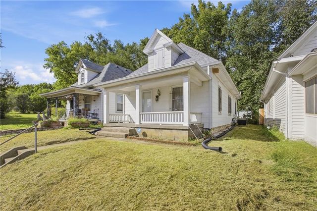3848 E 9th Terrace, Kansas City, MO 64127