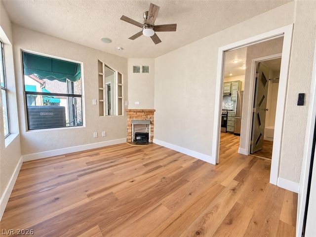 440 Elm Drive 204, Las Vegas, NV 89169