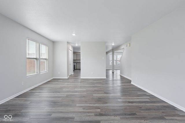 476 Bourneside Drive, Greenfield, IN 46140